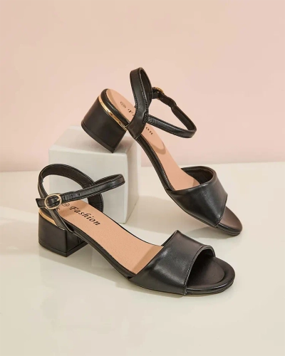 Royalfashion Naiste Wolcos sandaalid