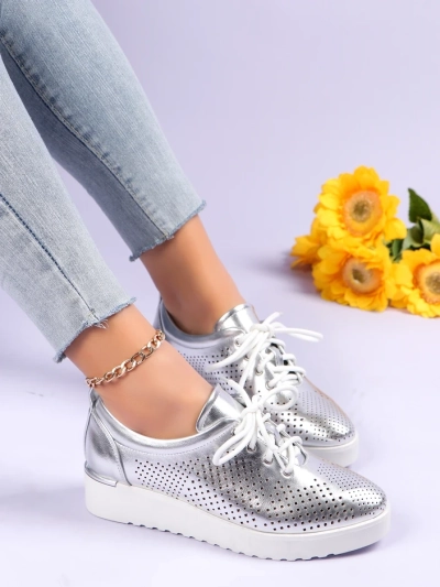 Королевская мода Женские перфорированные туфли Gofielle
