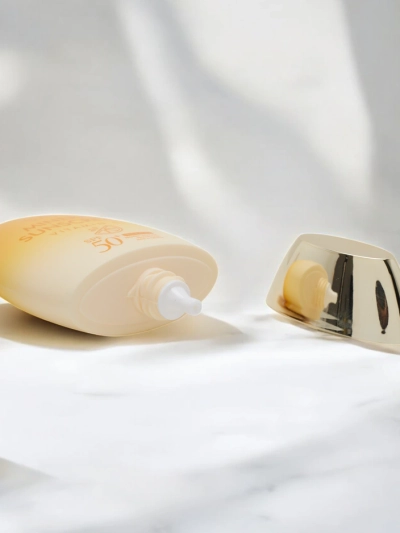 Ushah Sunscreen with Vitamin C 50 SPF 60g