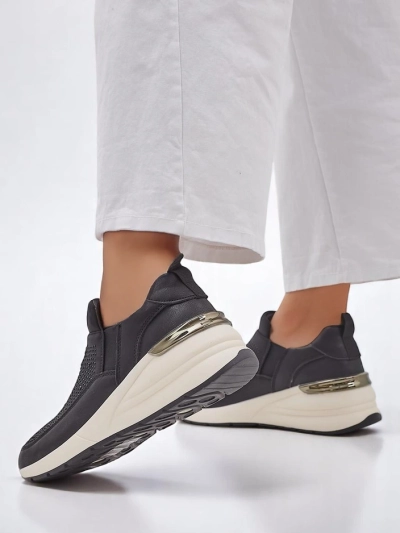 Женские спортивные слипоны Royalfashion с стразами Elera