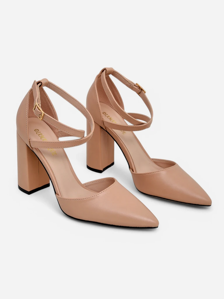 Royalfashion Women's pumps with crisscross straps Eurolias