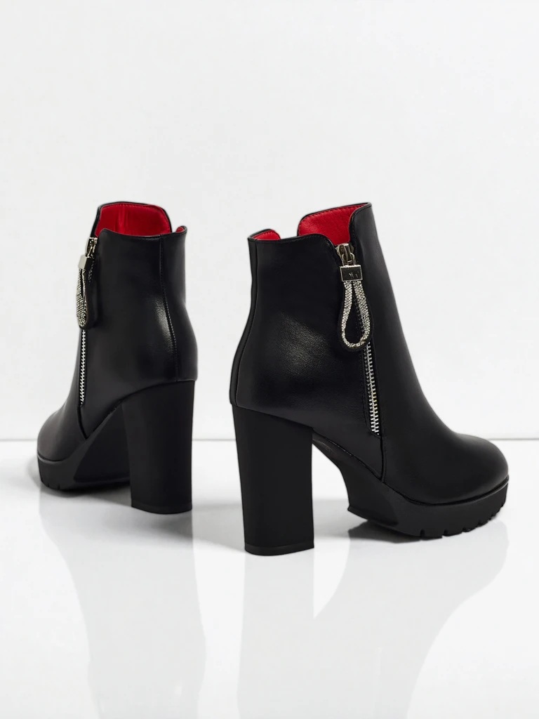 Naiste öko-nahast jämeda kontsaga poolsaapad Marellin