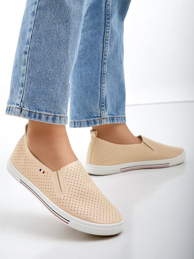 Royalfashion Perforeeritud naiste slip-on kingad Vielles