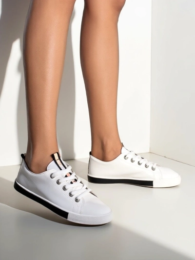 Royalfashion Women's openwork sneakers Tareb