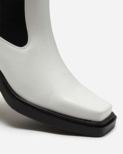Белые женские сапоги Darran