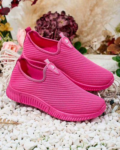 Mustad naiste slip-on spordijalatsid Banila - Jalatsid