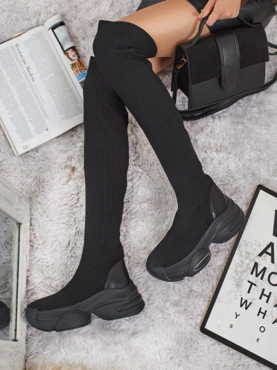 Ravmora Women's Long Slip-on Boots on a Thick Sole