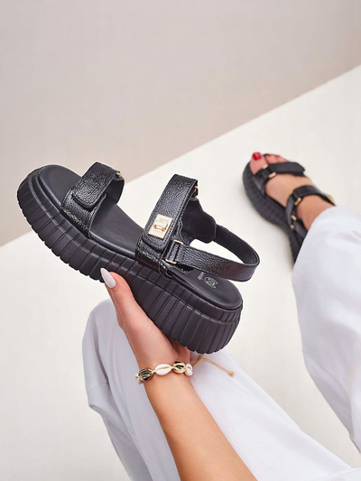 Royal Fashion Women's chunky-sole sandals Aganda