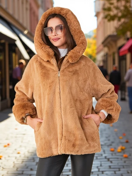 Royalfashion Kvinnur's faux fur jakki