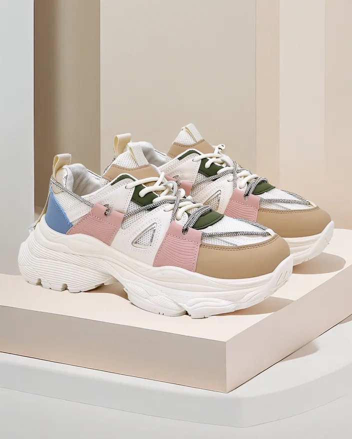 Женские кроссовки Royalfashion на более толстой подошве Reterri