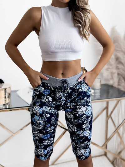 Royalfashion Women's patterned 3/4 shorts in navy blue PLUS SIZE