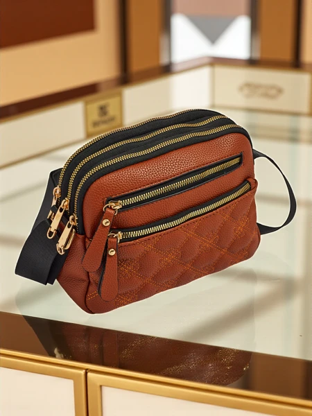 Маленькая женская сумочка из экокожи Ebony Glow