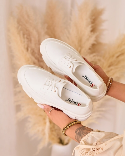 Royalfashion Valged naiste kindla tallaga Trendikad Chunky poolkingad