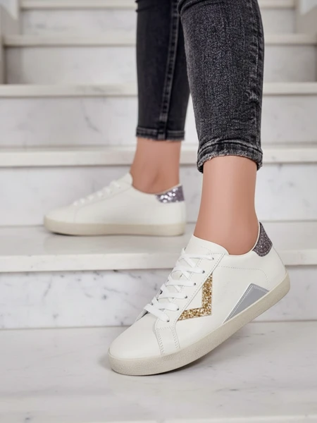 Royalfashion Женские спортивные кроссовки с украшениями Ginn