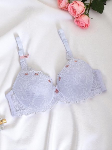Royalfashion Naiste polsterdatud pitsrinnahoidja Delicate Grace