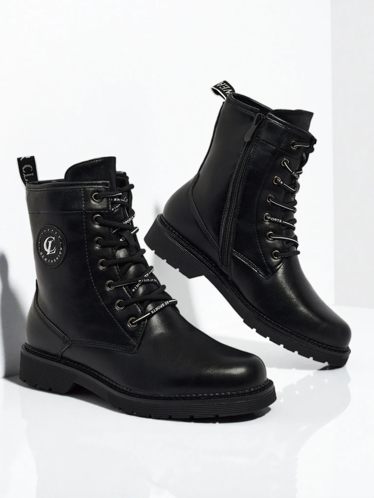 Öko-nahast paeltega naiste saapad Tavira