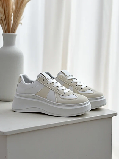 Женские спортивные кроссовки на платформе Royalfashion Safirrat
