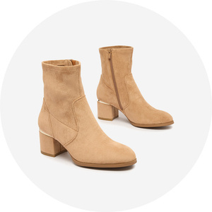 brown || light brown