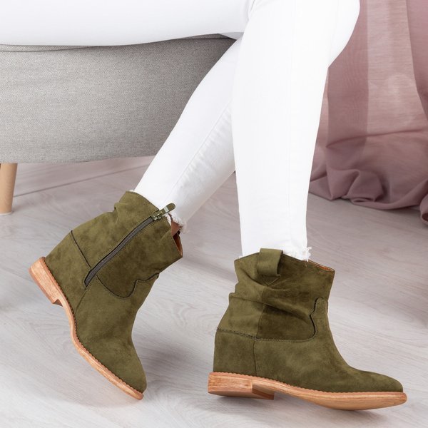 Green cowboy boots on a covered Astrit wedge - Footwear