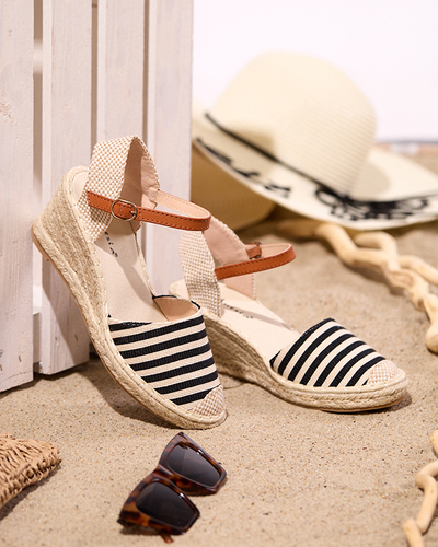 Naiste mustad triipudega espadrillid Mecera wedge - kingad