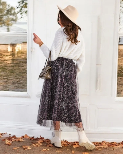 Royalfashion Patterned women's midi skirt with tulle
