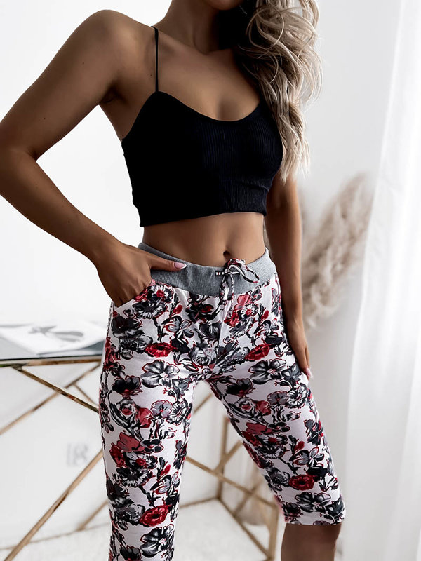 Royalfashion Women's 3/4 shorts in white color and flowers PLUS SIZE