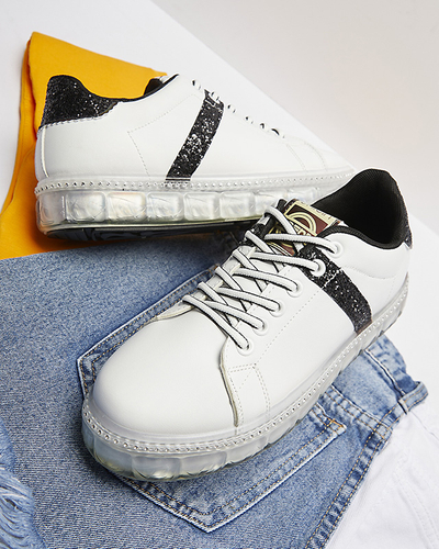 Valged naiste spordijalatsid musta sisekattega Asxa- Footwear