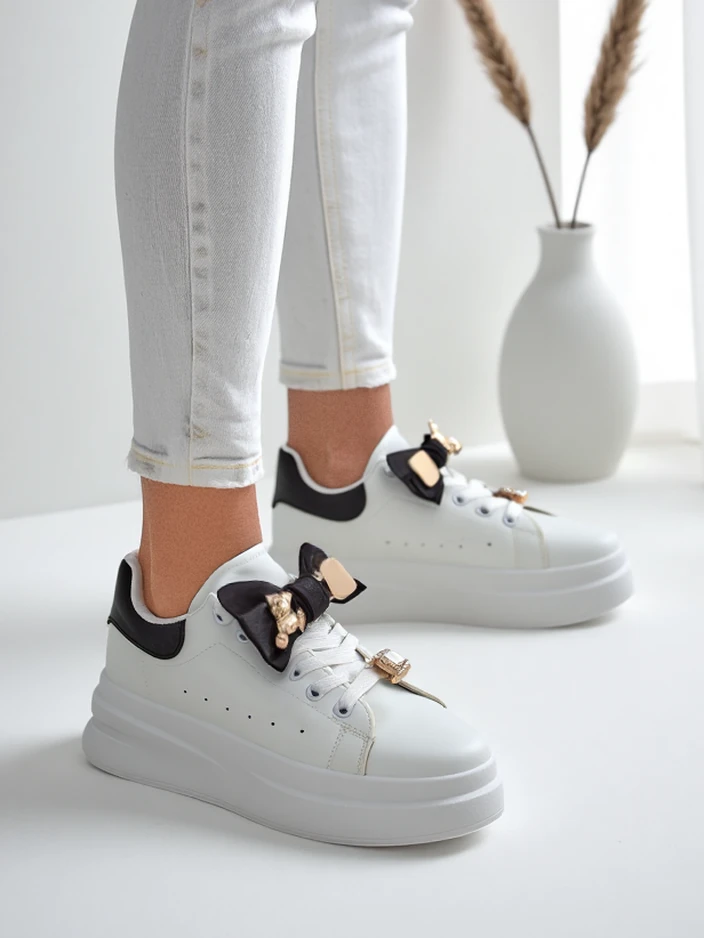 Женские платформенные кроссовки Royalfashion с бантиком Genimma