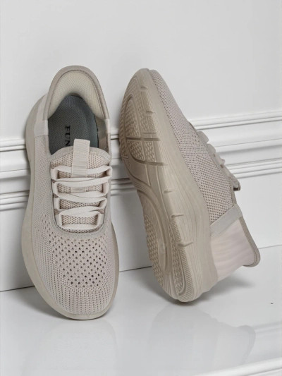 Royalfashion Naiste Slip-On Kanga Spordijalatsid Arrate
