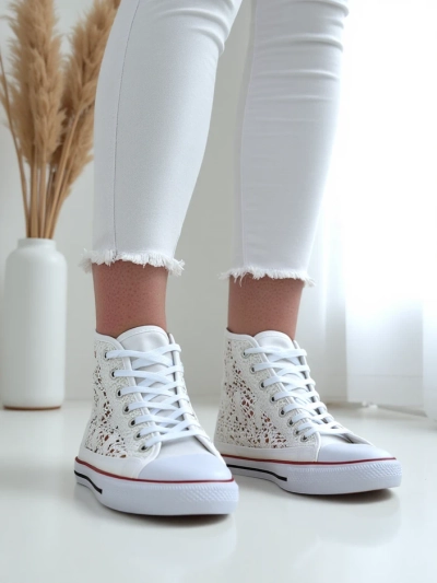 Royalfashion Women's perforated sneakers Limme