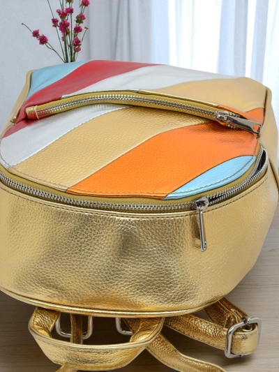 Royalfashion Naiste seljakott ökonavast nahast, metalliktriipudega