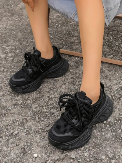 Royalfashion Naisten urheilukengät paksummalla pohjalla Loness