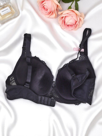 Royalfashion Women's padded lace bra Delicate Grace