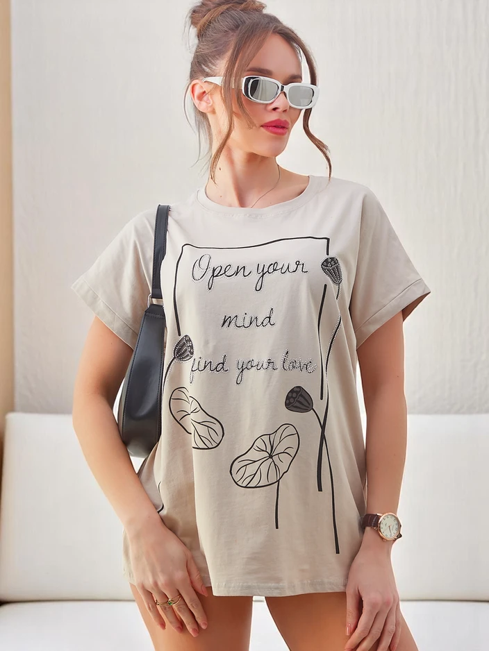 Royalfashion Women's cotton t-shirt with an interesting print