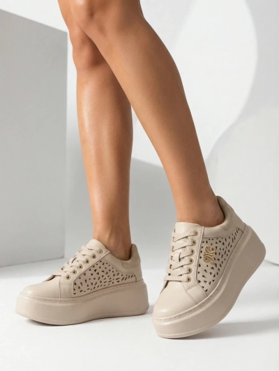 Royalfashion Women's perforated sport sneakers Jovixi