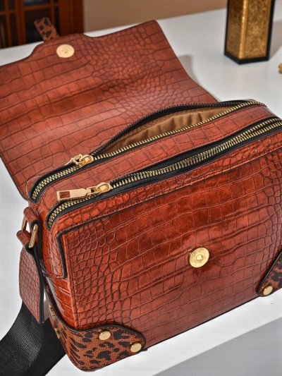 Callista Milano women's bag made of brown patent eco-leather