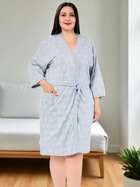Светло-серый женский хлопковый халат с сердечками PLUS SIZE - Одежда