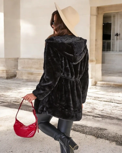 Royalfashion Naiste karusnaha imitatsiooni jakk