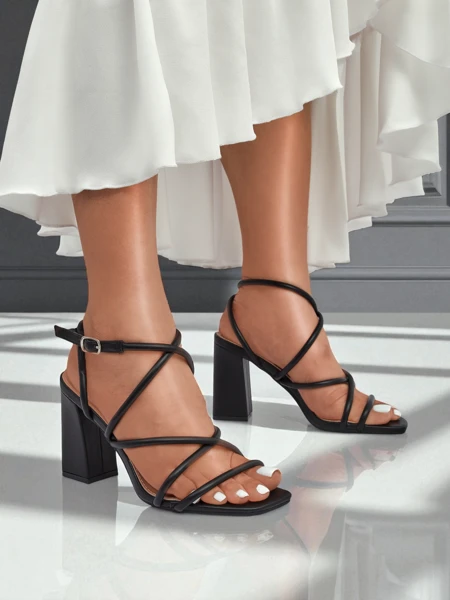Royalfashion Женские босоножки на толстом каблуке Elysia