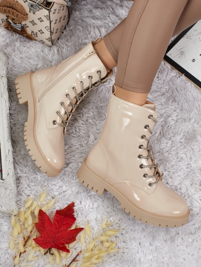 Лакированные женские ботинки на шнуровке Fjorra