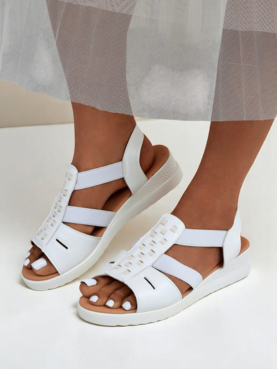 Royalfashion Женские босоножки на низкой танкетке Sora