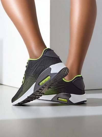 Royalfashion Женские спортивные кроссовки Estava