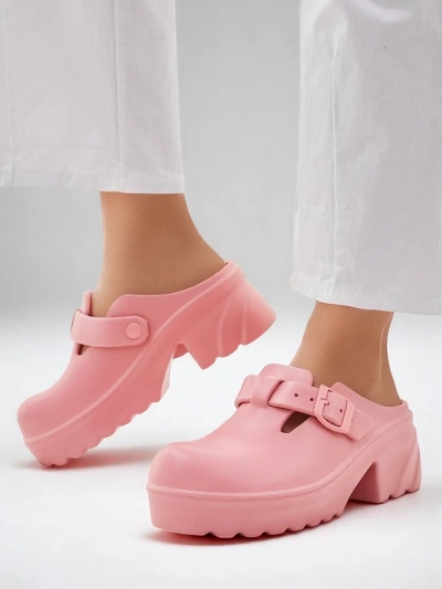 Royalfashion Женские резиновые сандалии на каблуках Voxones