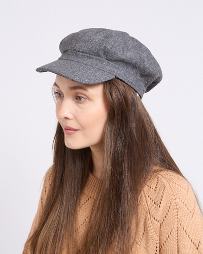Royalfashion Kvænsk Women's Beret med Visir
