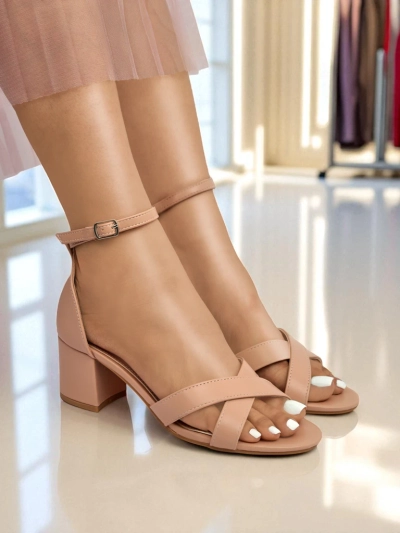 Royalfashion Naiste madala plokkkontsaga sandaalid Eleganza Strap