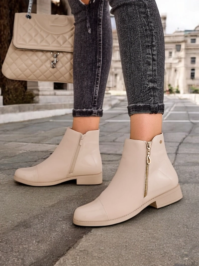 Royalfashion Women's boots Ivvo