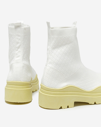 Elegant Women's Lime Vintage Style Shoes