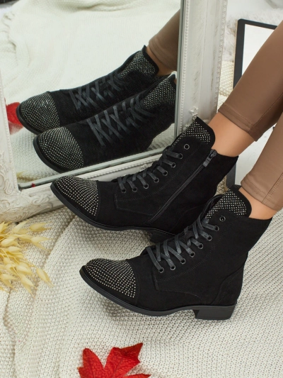 Öko-seemisnahast paeltega naiste saapad tsirkoonidega Marvelli