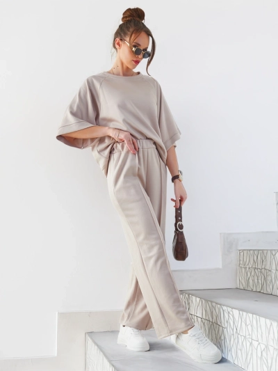 Royalfashion Women's outfit with short sleeves and flared pants