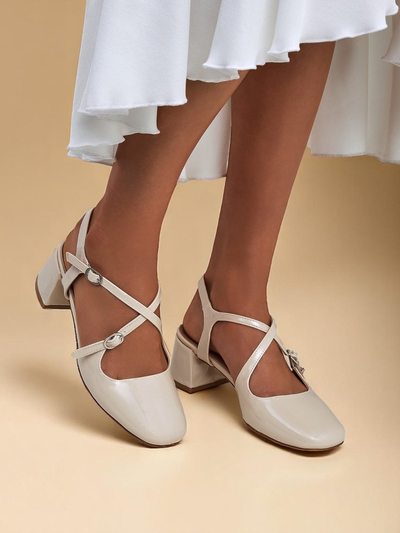 Royalfashion Женские туфли-лодочки на низком каблуке с декоративными ремешками Lollita